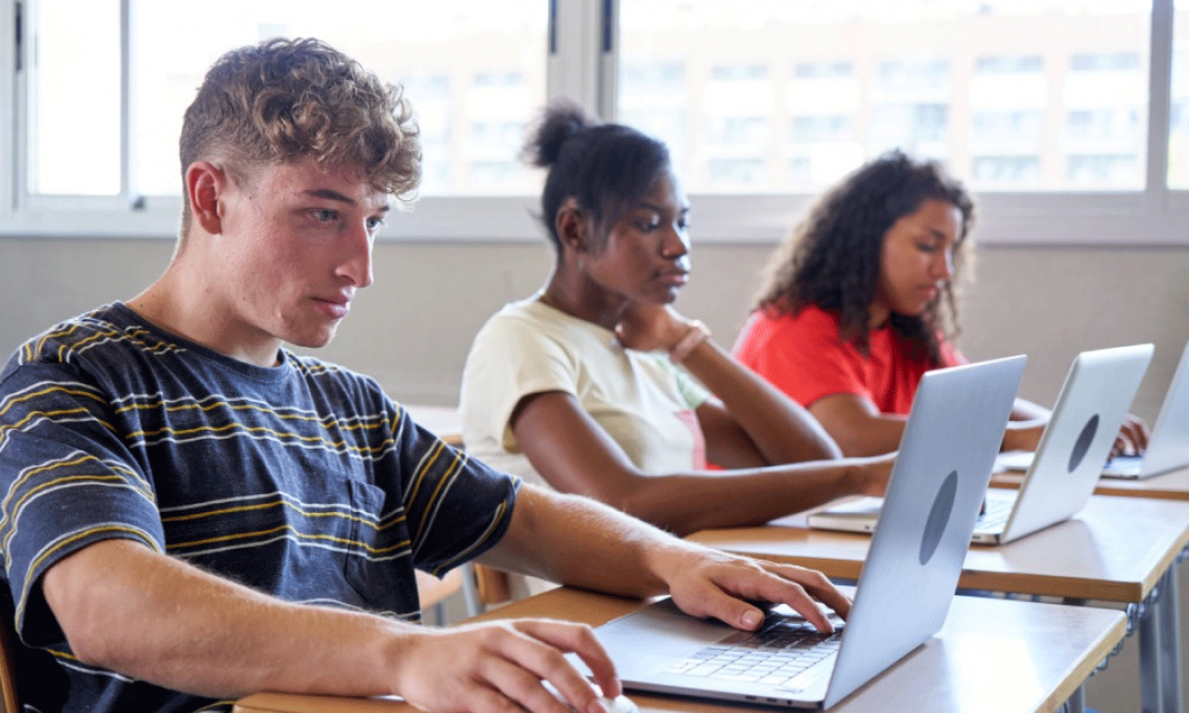 La tecnología en la educación Motor de innovación y equidad global 2