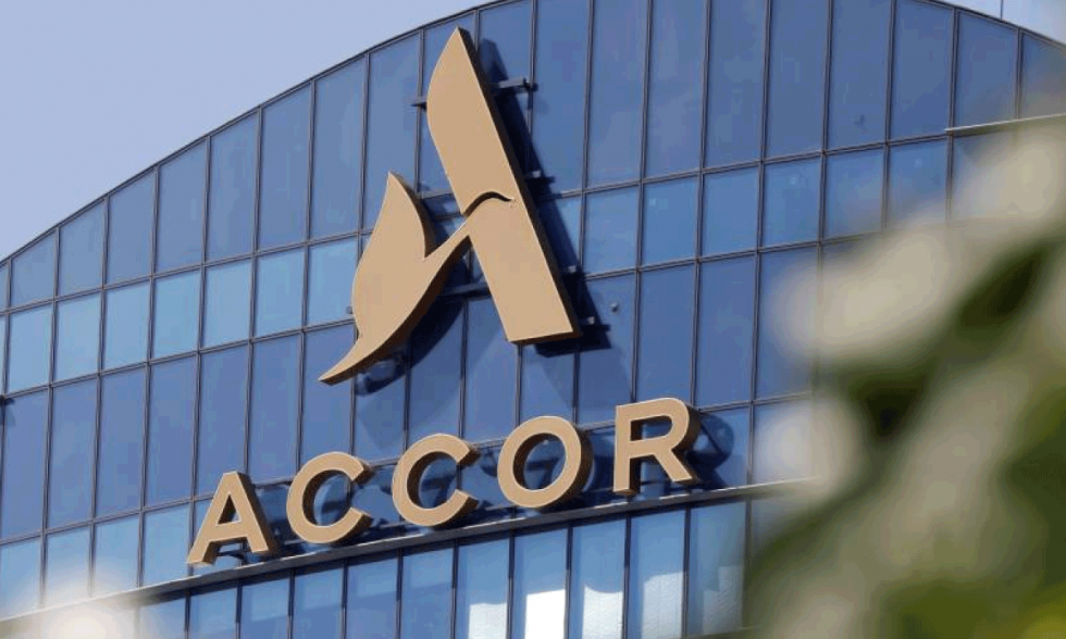 Accor redefine la hoteleria global Inteligencia artificial y digitalizacion para liderar la nueva era del turismo