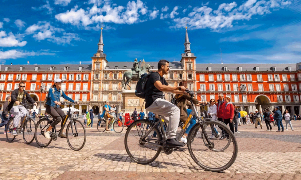 Universidad Autonoma de Chile se incorpora al Eurotrip Formacion internacional en Madrid para estudiantes de maestria