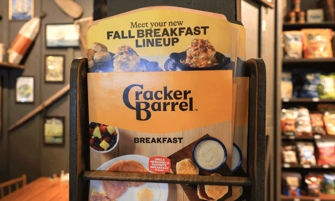 Cracker Barrel y la gestion de crisis Lecciones estrategicas de un rebranding fallido
