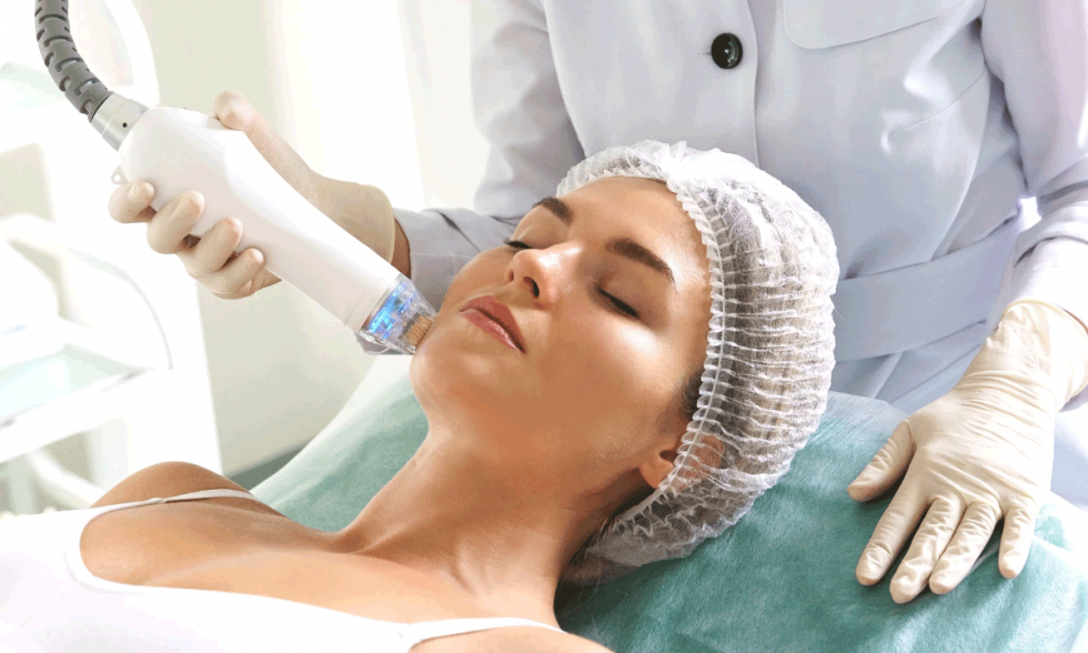 Convenio academico entre Blackwell Global University y el Instituto Internacional de Salud y Habitos Saludables impulsa la certificacion global en salud y estetica