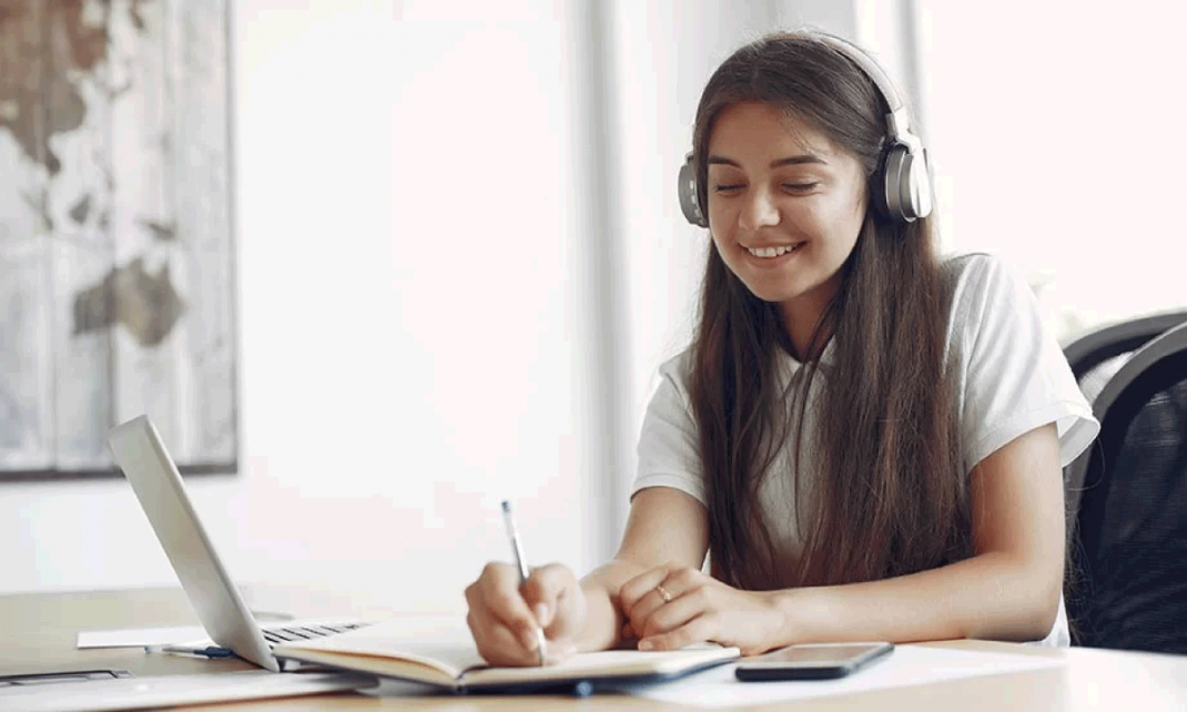 El Ingles en el Liderazgo Corporativo Clave para la Expansion y la Innovacion Global