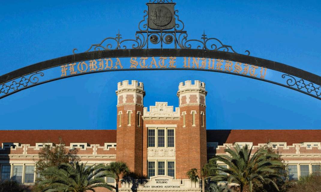 Florida impone nueva exigencia de transparencia academica Universidades deberan publicar silabos y listas de lectura antes de cada semestre