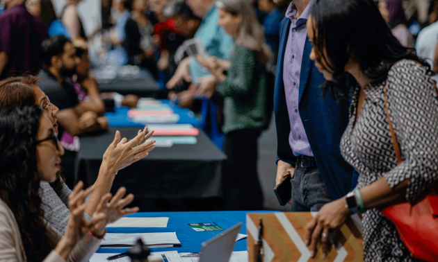 Mercado laboral de EE. UU. registra 119 000 nuevos empleos en septiembre mientras el desempleo sube a 4